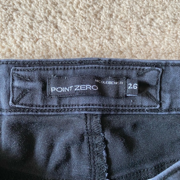 Two Tone Jeans - Picture 5 of 5